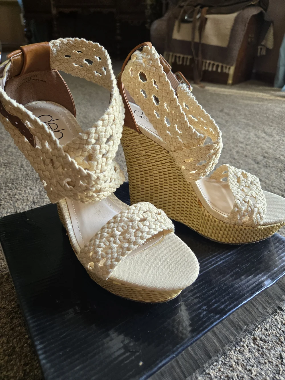 Brand New Wedge Sandals 👡✨ Comes With Box 7.5